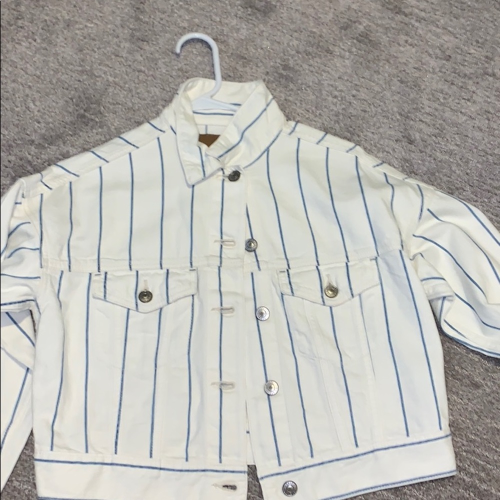 American Eagle Crop Jean Jacket
